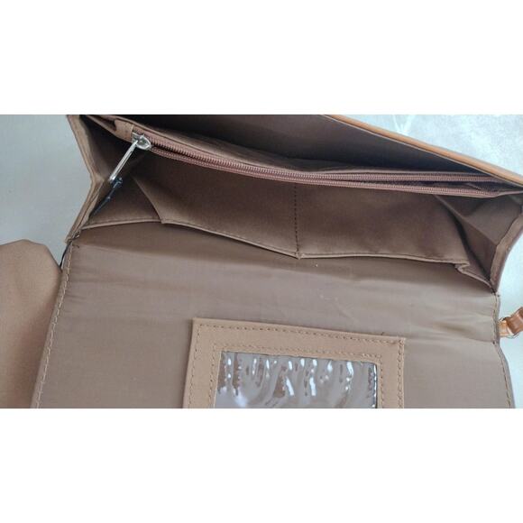 Kenneth Cole Reaction Wristlet Wallet Womens Brown Clutch Zip Pocket ID Window - Picture 5 of 6